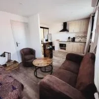 Studio tout confort, Hotel in Blaye-les-Mines