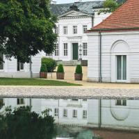 Hotel Schloss Neuhardenberg, hotel en Neuhardenberg