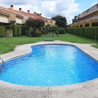 Apartamento Portosin con piscina al lado de la playa, Hotel in Linteiros