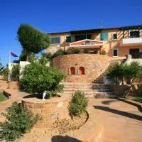 Sun Village Hotel Apartments, hotel u gradu Megás Limniónas