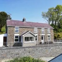 Ffyllon Fawr, hotell i Henfynyw Upper