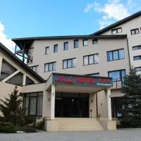 Hotel Ave Lux, hótel í Braşov