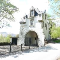 Gatehouse, Bridge of Balgie, Glenlyon