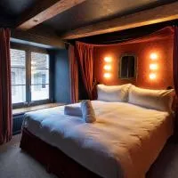Peanut Medieval Lodge, hotel v destinaci Saint-Ursanne