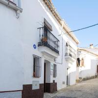 Awesome home in Castao del Robledo with WiFi and 3 Bedrooms