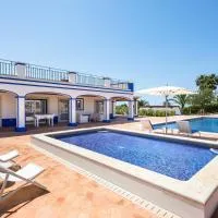 Shantivillas Malhão, hotel a Azinhal