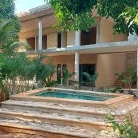 Kuun Beek, hotel y centro holistico, viešbutis mieste Valjadolidas