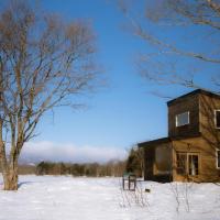 小さな森の貸し切り宿Forest-House-Ranapirica, hotel near Nakashibetsu Airport - SHB, Shibetsucho