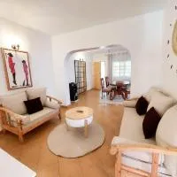 Pinebreeze Holiday Resort, готель у місті Ньялі