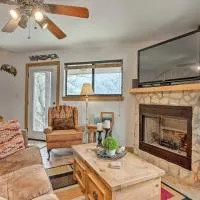 Medicine Park Cabin Rental w/ Mountain View, ξενοδοχείο σε Medicine Park