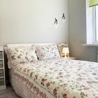Cozy apartment in a historical town, hotel din Sillamäe