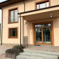Villa Speranza Kościelna Droga 12, hotel v destinaci Łomianki Dolne