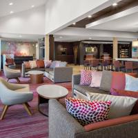 Courtyard by Marriott Pittsburgh Airport, מלון ליד נמל התעופה הבינלאומי פיטסבורג - PIT, Coraopolis