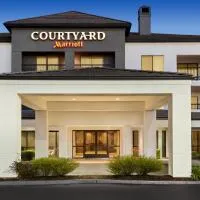 Courtyard by Marriott Roseville, hotel u gradu Rouzvil