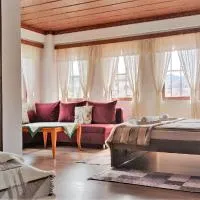 Chardaka Guest House, מלון בקלופר