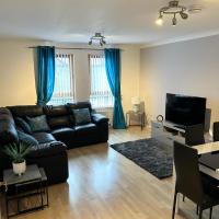Spacious, modern 3 bedroom luxury flat in centre location