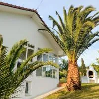 Preciosa Casa de Campo + Playa + Jardín + Mascotas、ナベセスにあるアストゥリアス空港 - OVDの周辺ホテル
