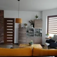 Viesnīca Willa Vita - Apartment z kominkiem i dużym tarasem, Sauna, Jacuzzi, Altana z Grill, z możliwością wynajmu dotakowych pokoi - Schönes Appartement mit Kamin und großer Terrasse, Sauna, Jacuzzi, Pavilion mit Grill und der Option zusätzliche Zimmer zu mieten pilsētā Stegna