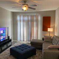 Comfy 2bed 2bath at Shops at Legacy Plano, hotel in Legacy West, Plano