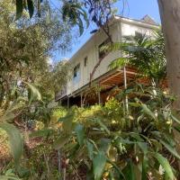 Bush Beach Retreat, hotel near Caloundra Airport - CUD, Caloundra