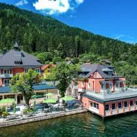 Viesnīca Strandhotel Burgstaller pilsētā Felde