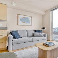 Queen Anne 1BR w Gym WD Lounge Roof SEA-308, Hotel in der Nähe vom Seattle Lake Union Seaplane Base - LKE, Seattle