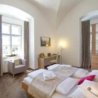 Hotel Altes Kloster, Hotel in Hainburg an der Donau