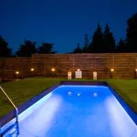 Villa Paulanelas - Nature Retreat Villa with Pool & Jacuzzi Offering Authentic Greek Hospitality By Villa Mana Gers, hotell i Gaïtánion