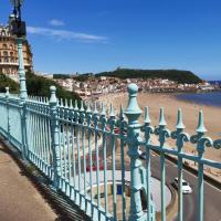 Scarborough, South Cliff Seaside Garden Apt