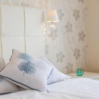 Apartments & Rooms Milcetic D &ndash; hotel w mieście Malinska