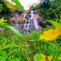 DILSHAN HOTEL Diyaluma, hotell i Koslanda