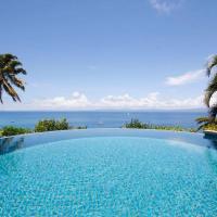 Beachfront Villa - House of Bamboo, Infinity Pool, hotel poblíž Koro Island Airport - KXF, Savusavu