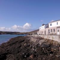 Jetty Cottage, a self-catering cottage sitting on the jetty, with sea view