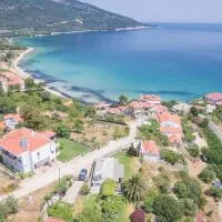 Vila Mond Sea View Apartments, ξενοδοχείο στα Κοίνυρα