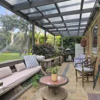 Blackheath Suite (2 b/rooms) Family/Pet Friendly, hotel a Blackheath