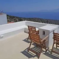 Oniropagida Nisyros apartments #2 Nikia view, hotel a Nikiá