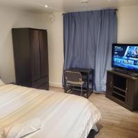 Beautiful Room 4mins from Gatineau-Ottawa Airport