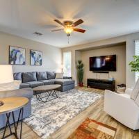 Updated Gilbert Home with Pool and Community Amenities, hotel perto de Aeroporto de Phoenix-Mesa Gateway - AZA, Queen Creek