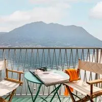 La Casa del Pescatore - by MyHomeInComo, hotel em Colonno