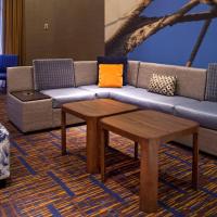Courtyard by Marriott Baltimore Downtown/Inner Harbor โรงแรมที่Harbor Eastในบัลติมอร์