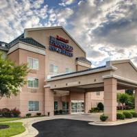 Fairfield Inn and Suites by Marriott Emporia I-95, hotel near Lawrenceville/Brunswick Municipal - LVL, Emporia