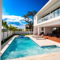 Luxury Tropical Paradise Villa 4B Heated Pool