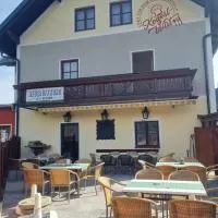 Gasthof Kögerlwirt、ゲストリング・アン・デア・イップスのホテル