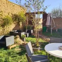 Viesnīca Las Hadas Albergue -solo para Peregrinos - Vegano -Bar pilsētā Reliegos