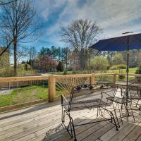 Hendersonville Home with Deck - 6 Mi to Downtown!