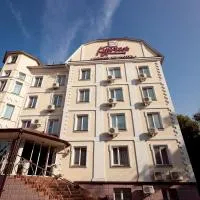 Kurmet Hotel, hotel di Uralsk