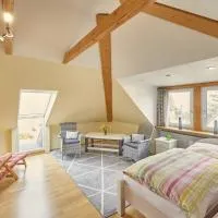 Ferienwohnung Raffael 100 qm, 2 große Betten im Wohnzimmer, hotel di Cuxhaven