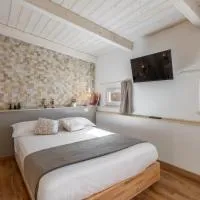 Loft 35 - private parking: Quartu SantʼElena'da bir otel