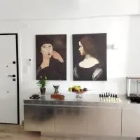 Minimal apartment by the beach, ξενοδοχείο στην Κόρινθο