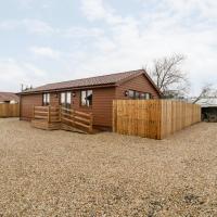 Bluebell Lodge, Meadow view lodges